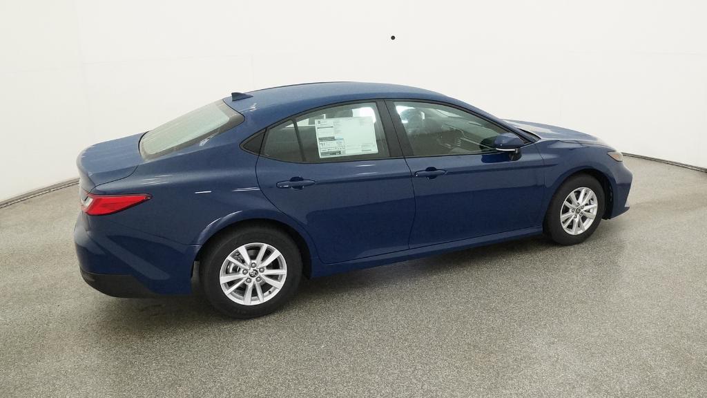 2026 Toyota Camry LE photo 24