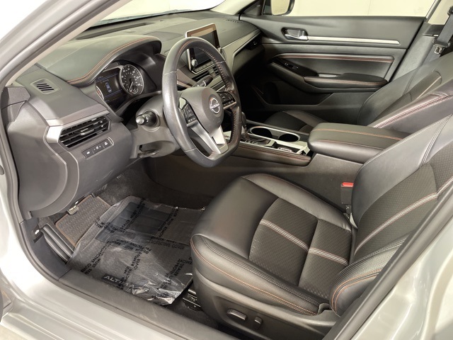 2023 Nissan Altima 2.5 SR photo 16