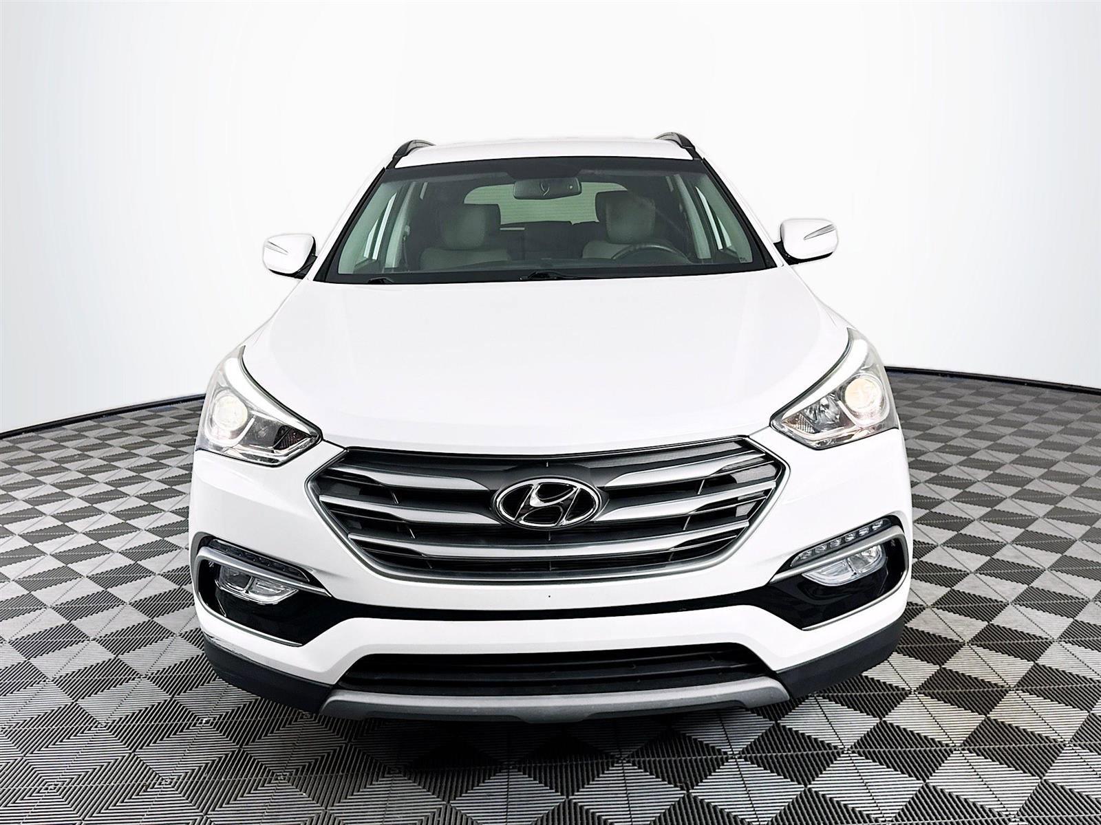 2018 Hyundai Santa Fe Sport Base photo 2