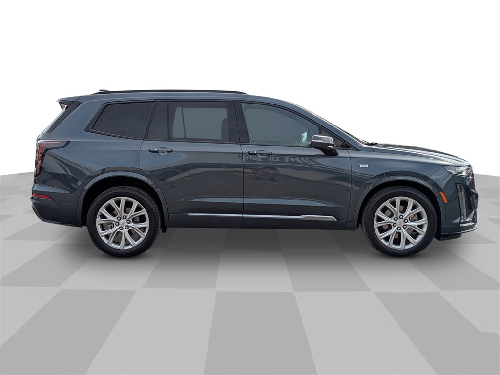 2020 Cadillac XT6 Sport photo 2