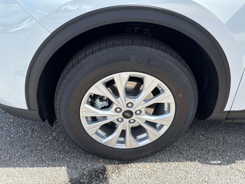 2026 Ford Escape Active photo 2