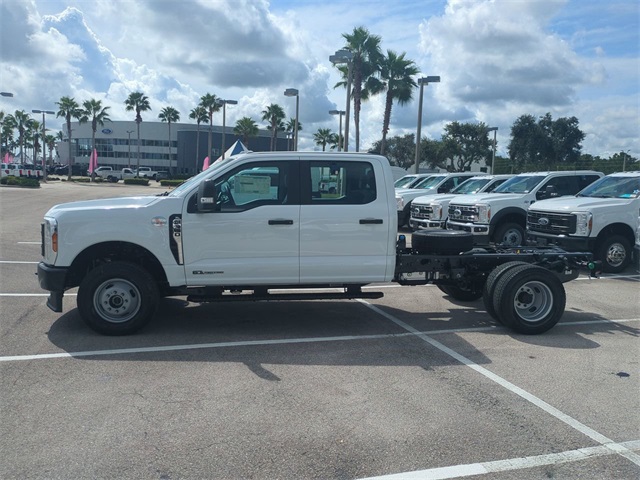 2026 Ford F-350 photo 7