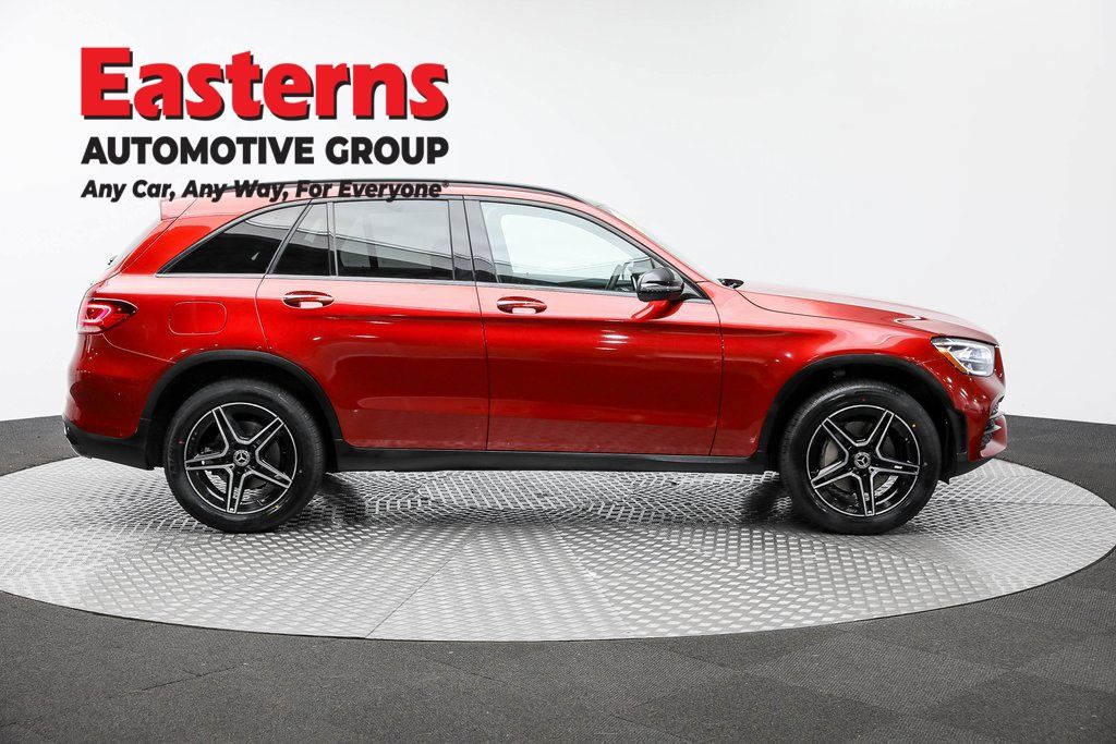 2021 Mercedes Benz GLC 300 4MATIC photo 4