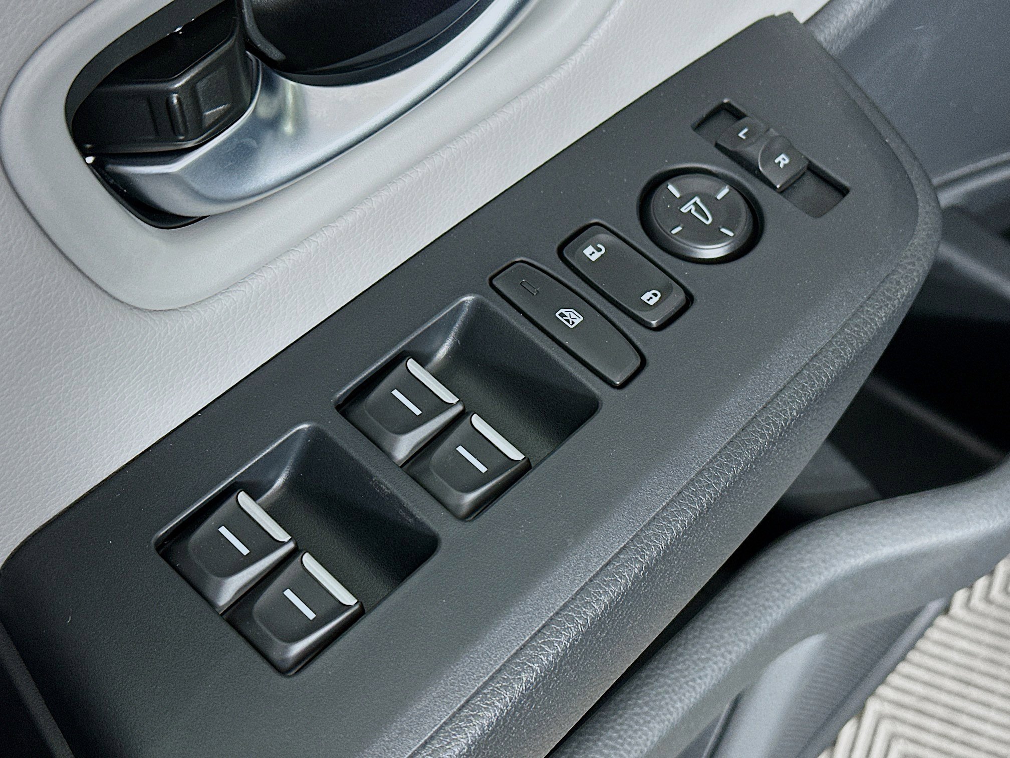 2025 Honda Pilot Touring photo 18