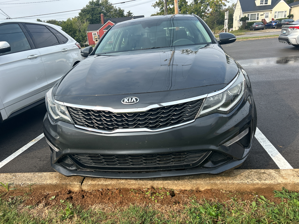2020 Kia Optima LX photo 3