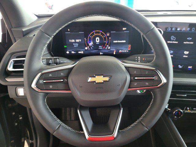 2025 Chevrolet Traverse photo 24