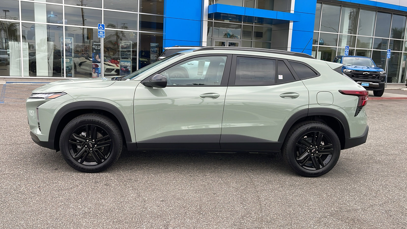 New 2025 Chevrolet Trax ACTIV SUV in Buena Park SC046651 Premier