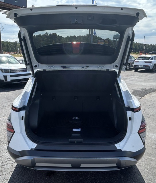 2026 Hyundai Kona Limited photo 3