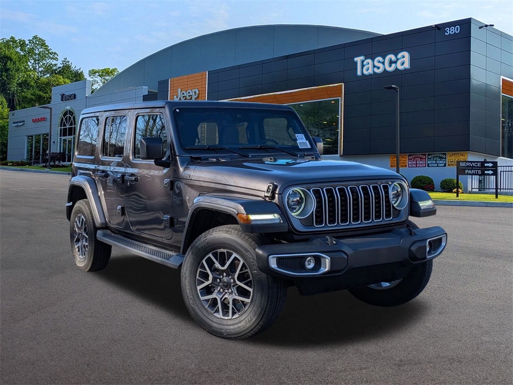 2025 Jeep Wrangler 4-Door Sahara's photo