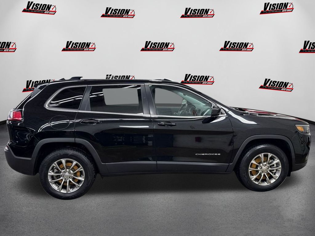 2021 Jeep Cherokee Latitude Lux photo 4