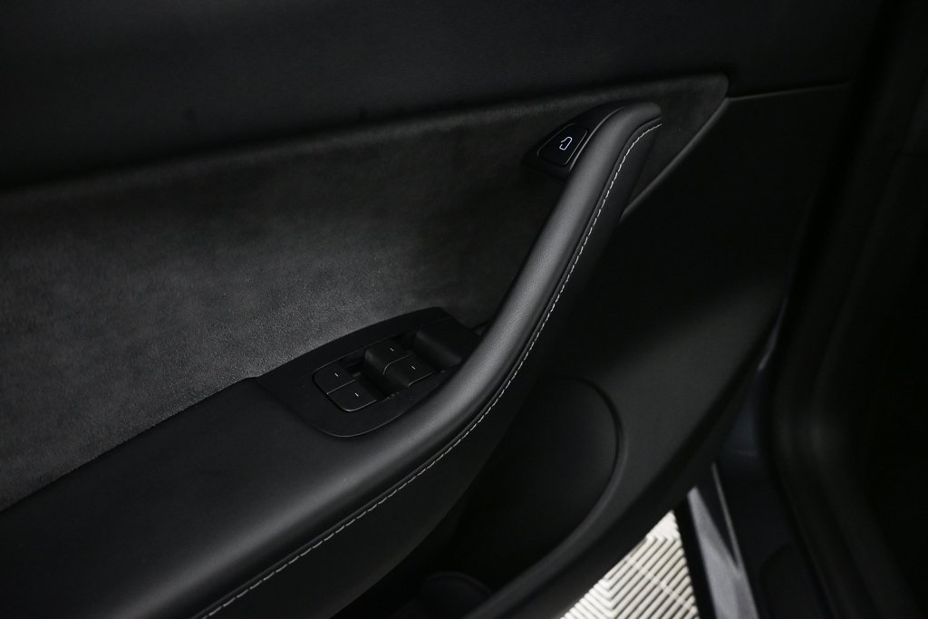 2022 Tesla Model Y Performance photo 7