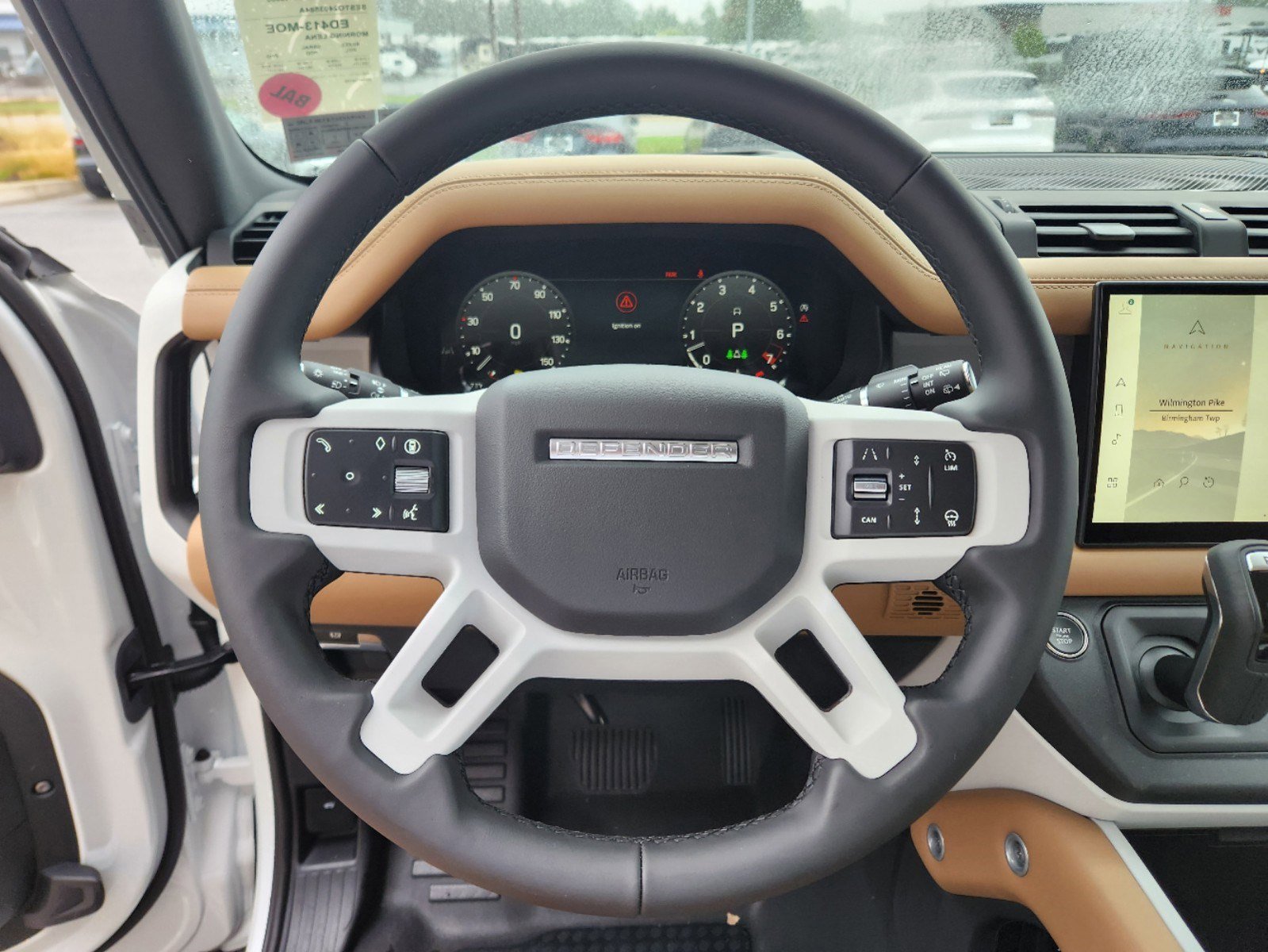 2025 Land Rover Defender 110 X-Dynamic SE photo 10