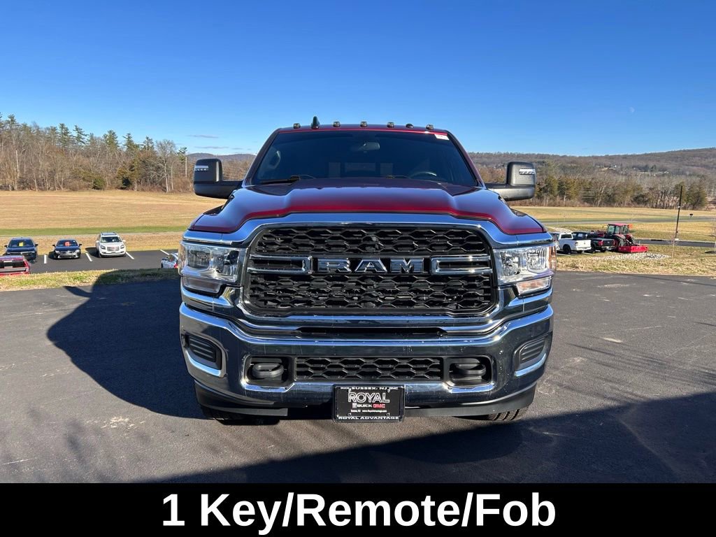 2024 Ram 3500 Tradesman photo 2