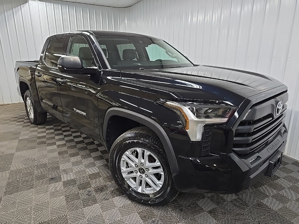 2022 Toyota Tundra SR5 photo 7
