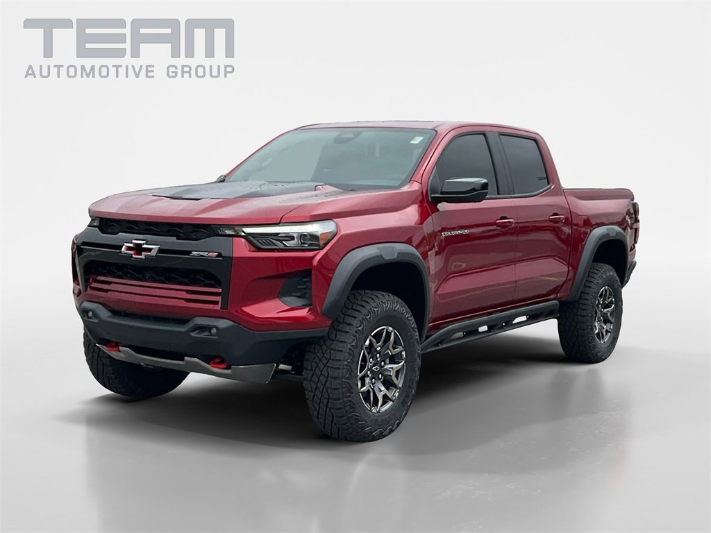 2026 Chevrolet Colorado ZR2 photo 3