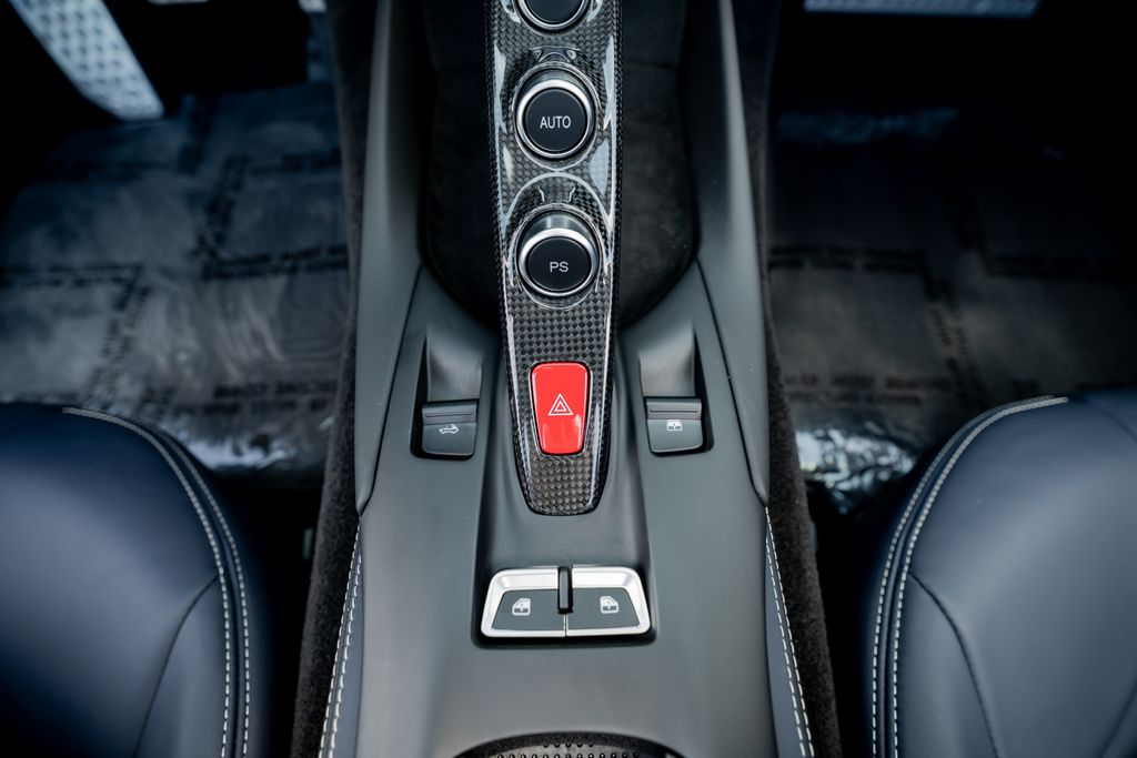 2022 Ferrari 812 GTS photo 37