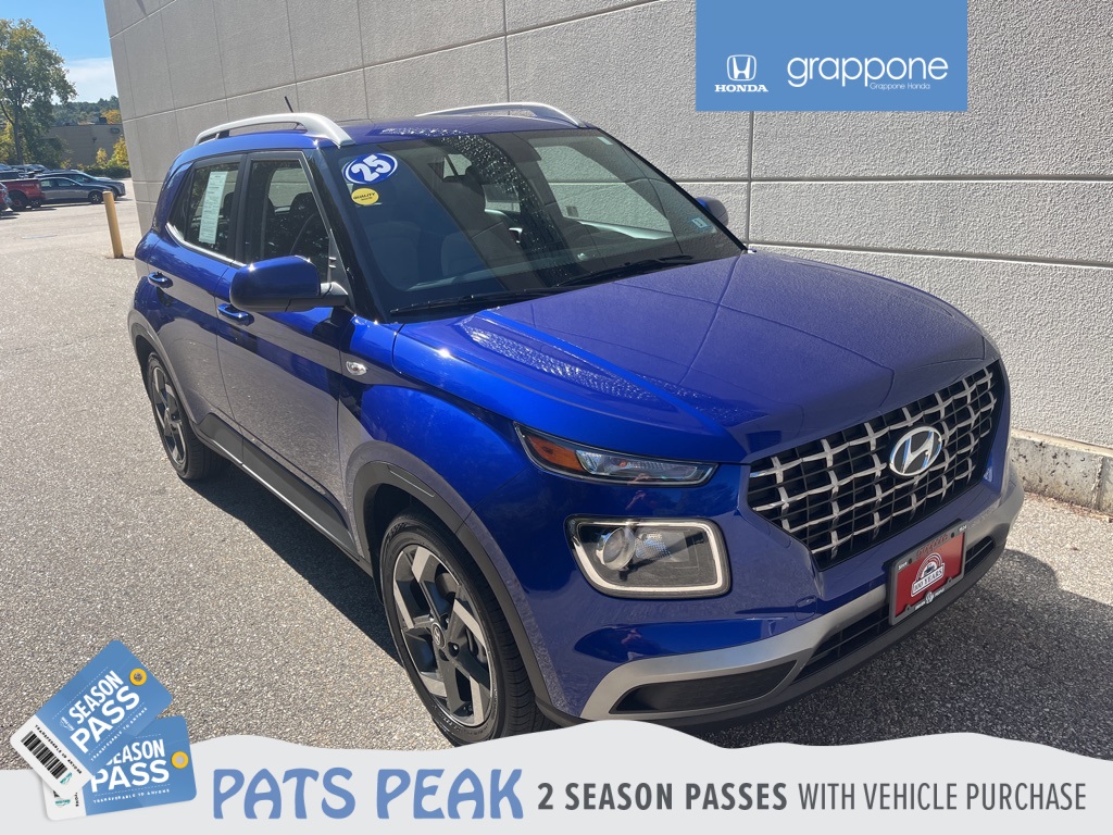 2025 Hyundai Venue SEL's photo