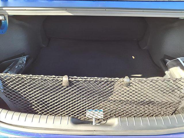 2026 Hyundai Elantra Hybrid Blue photo 4