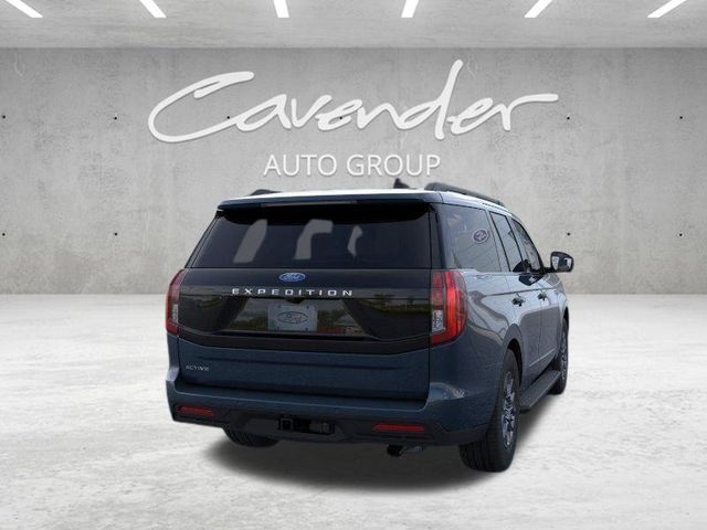 2025 Ford Expedition photo 6