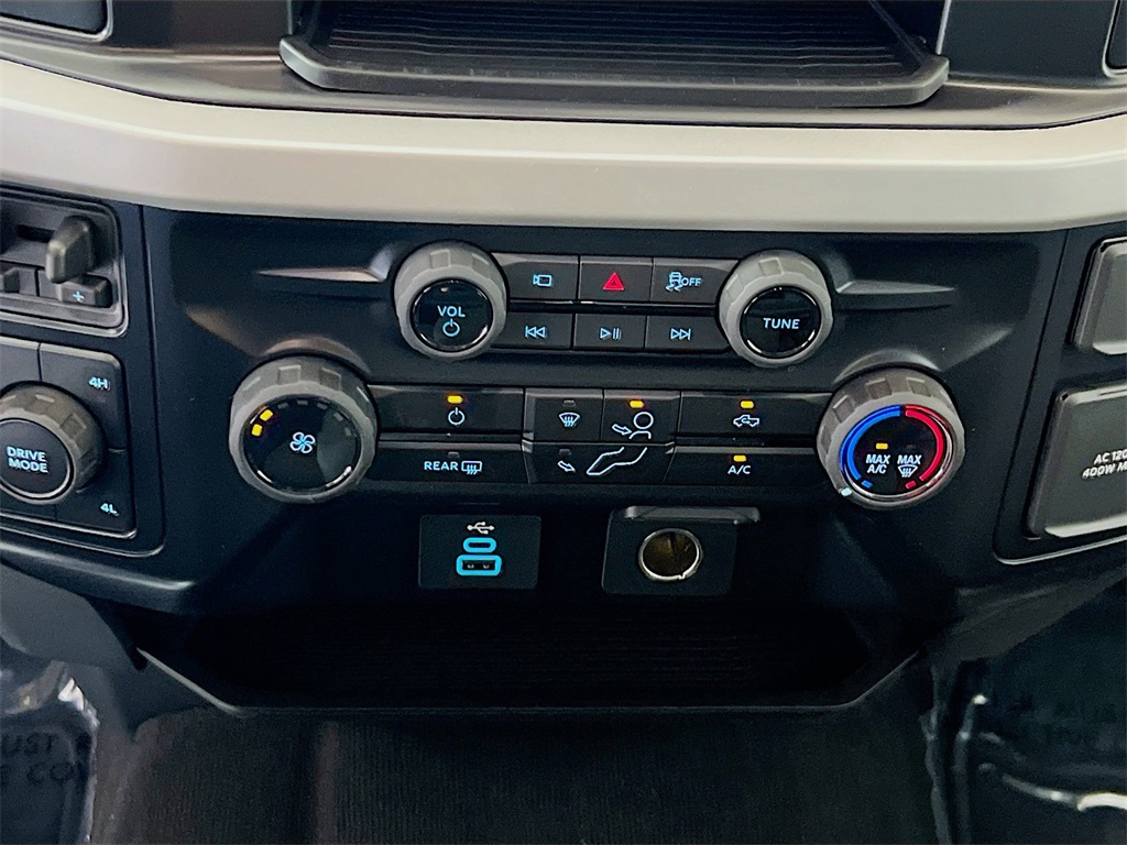 2025 Ford F-350 XLT photo 9