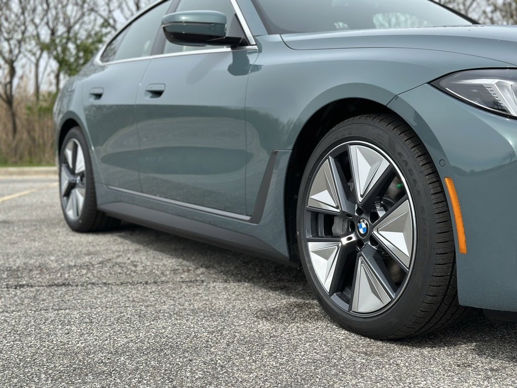 2025 Bmw i4 xDrive40 photo 9