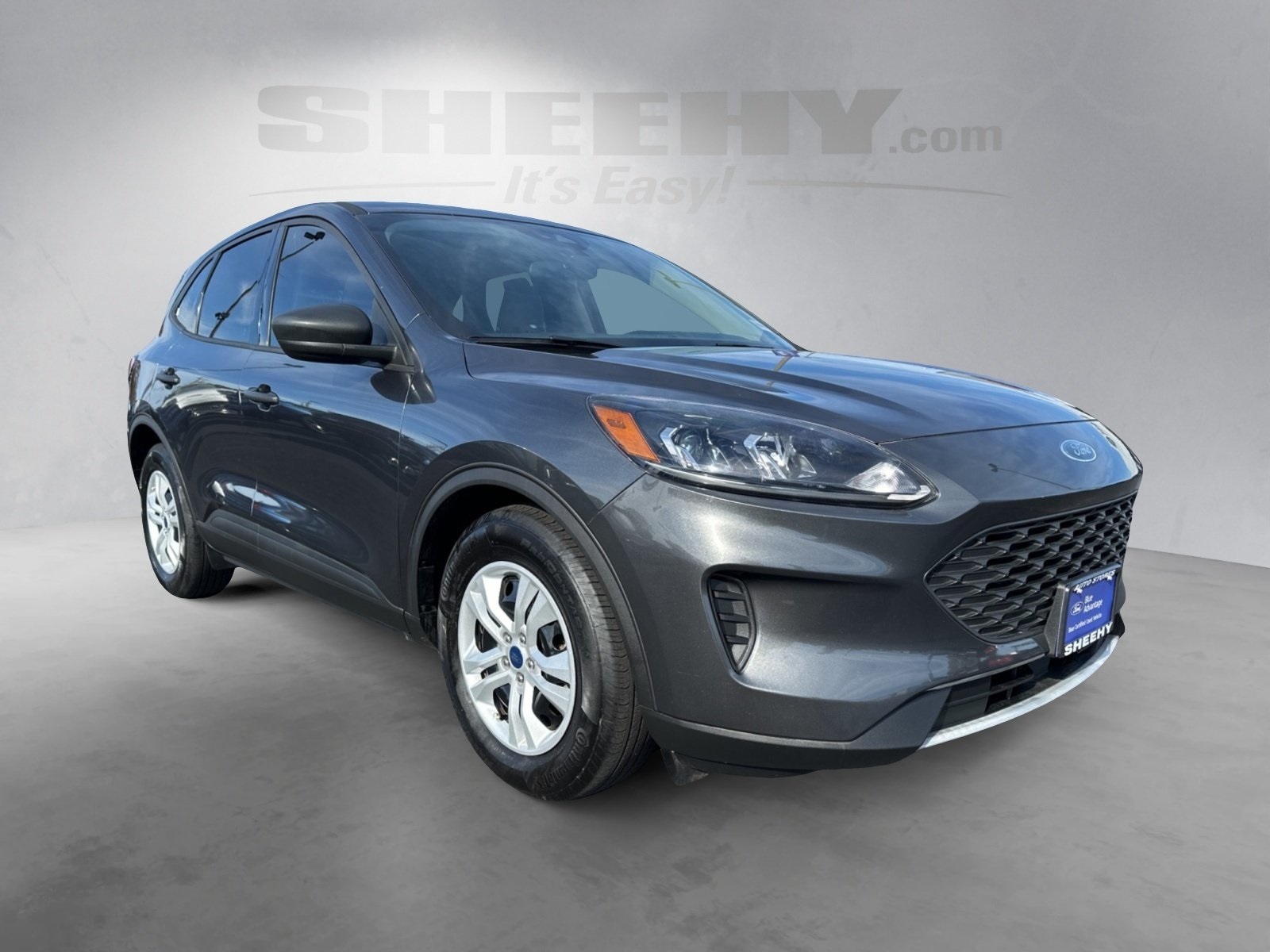 2020 Ford Escape S photo 2