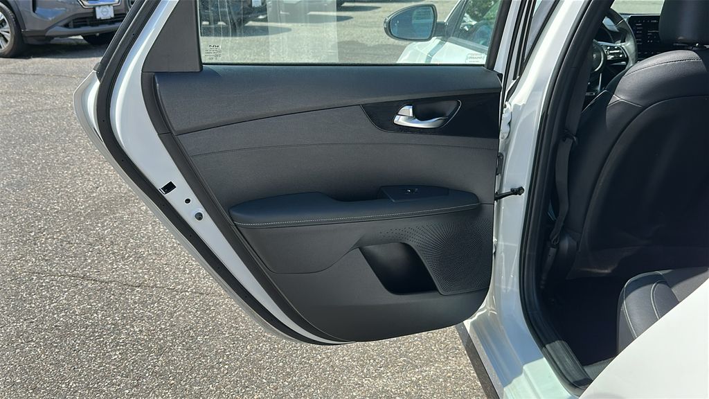 2023 Kia Forte GT-Line photo 21