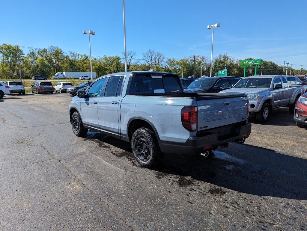 2026 Honda Ridgeline TrailSport photo 4