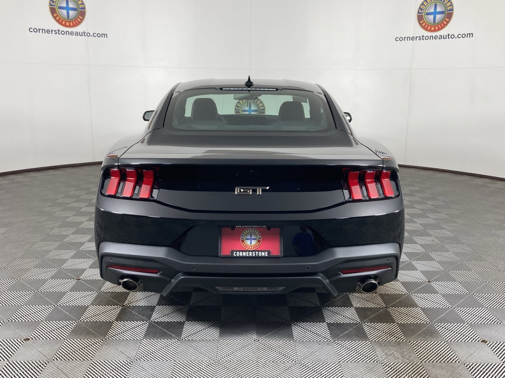 2025 Ford Mustang GT Premium photo 17