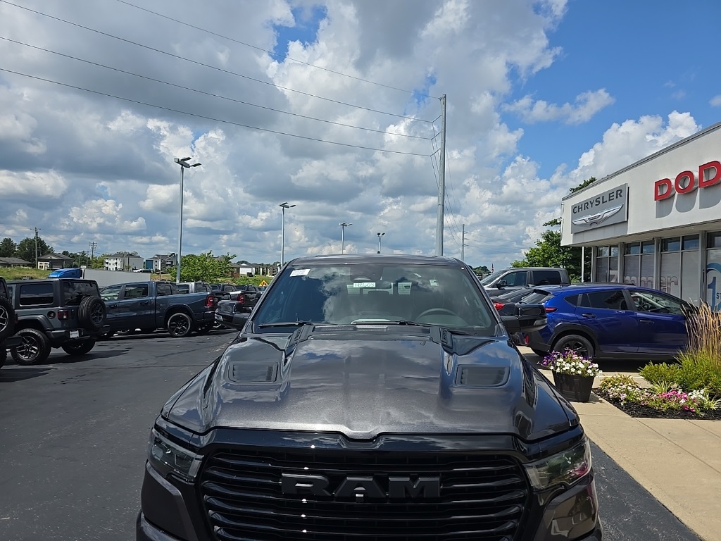 2026 Ram 1500 Laramie photo 3