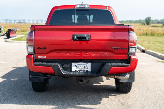 2017 Toyota Tacoma TRD Pro photo 6