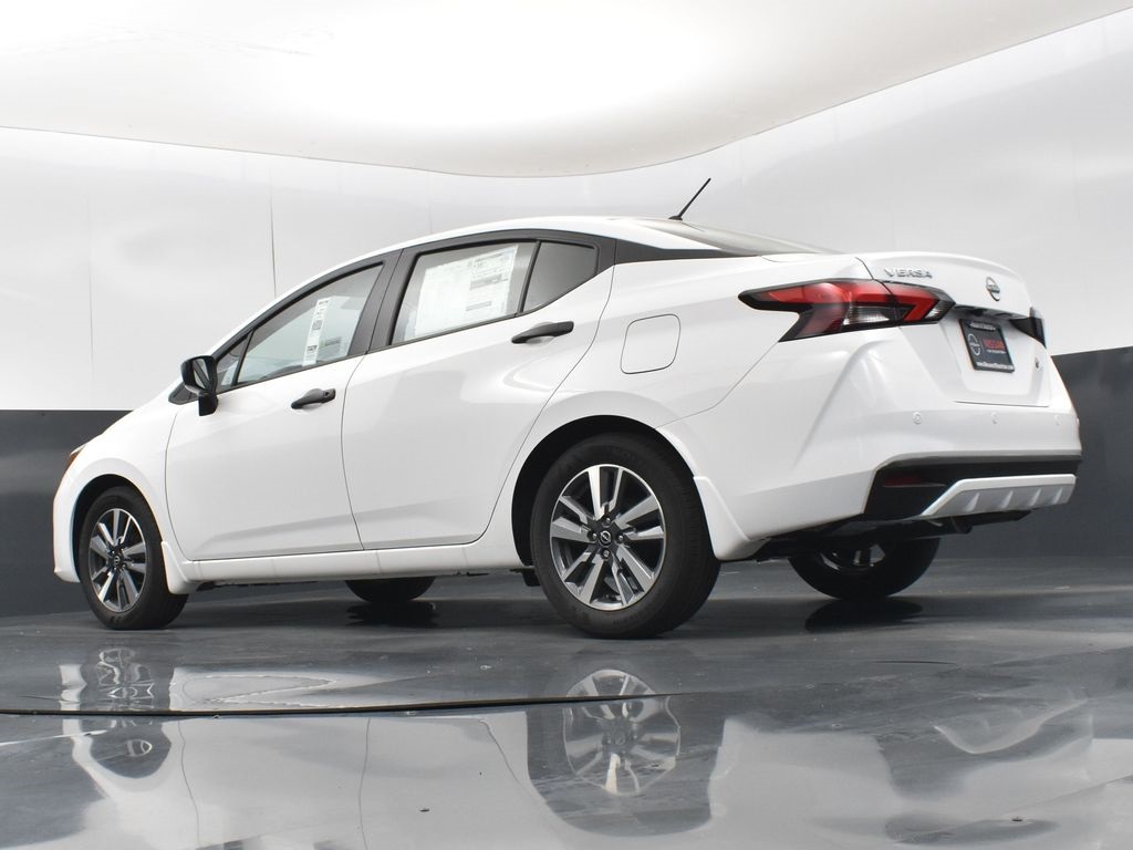 2025 Nissan Versa 1.6 S photo 31