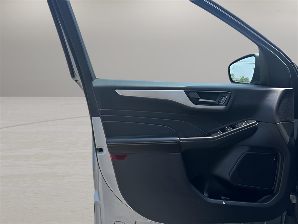 2022 Ford Escape SE photo 16