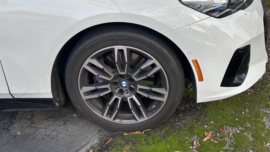 2024 Bmw 530i 5-Series photo 4