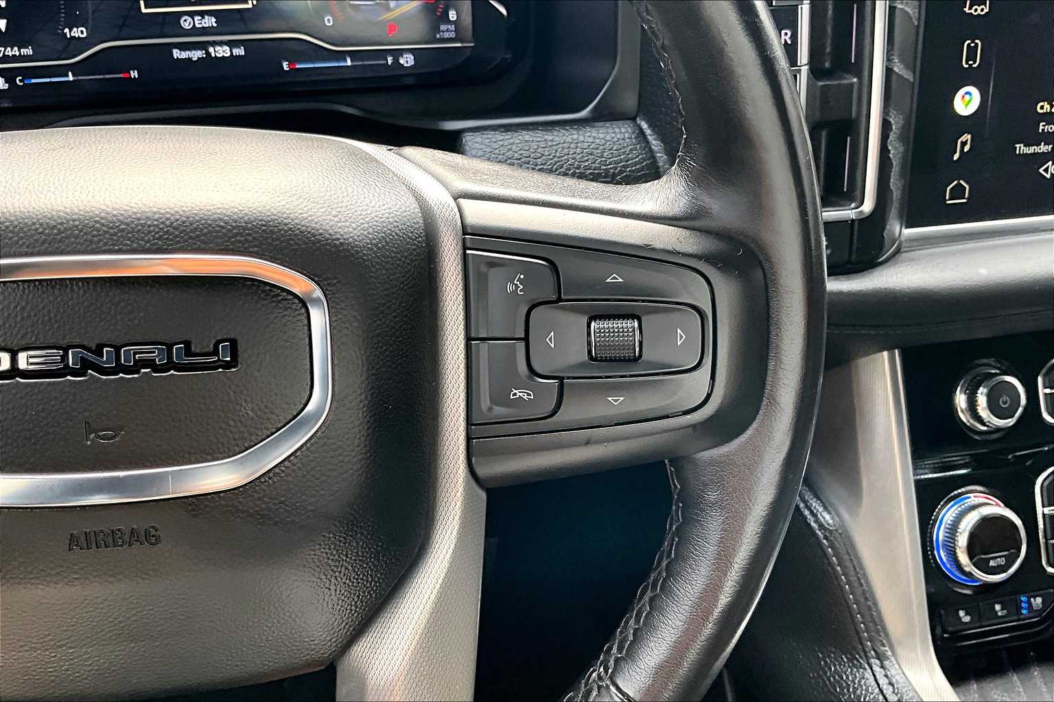 2022 Gmc Yukon Denali photo 22