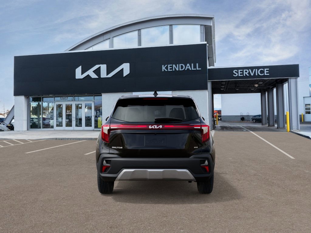 2026 Kia Seltos LX photo 4