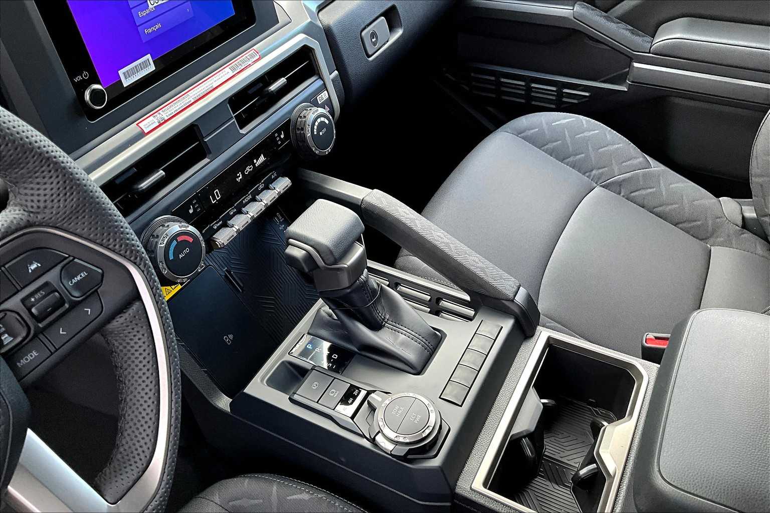 2025 Toyota Tacoma SR5 4x4 Double Cab photo 6