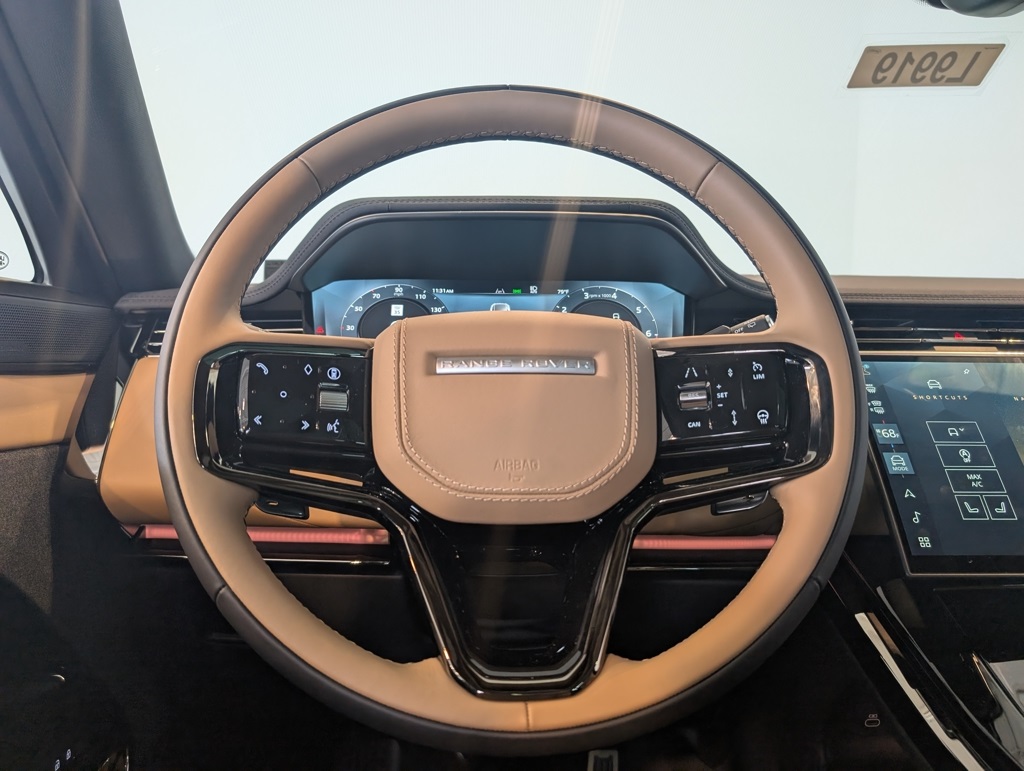 2025 Land Rover Range Rover Sport SE photo 14