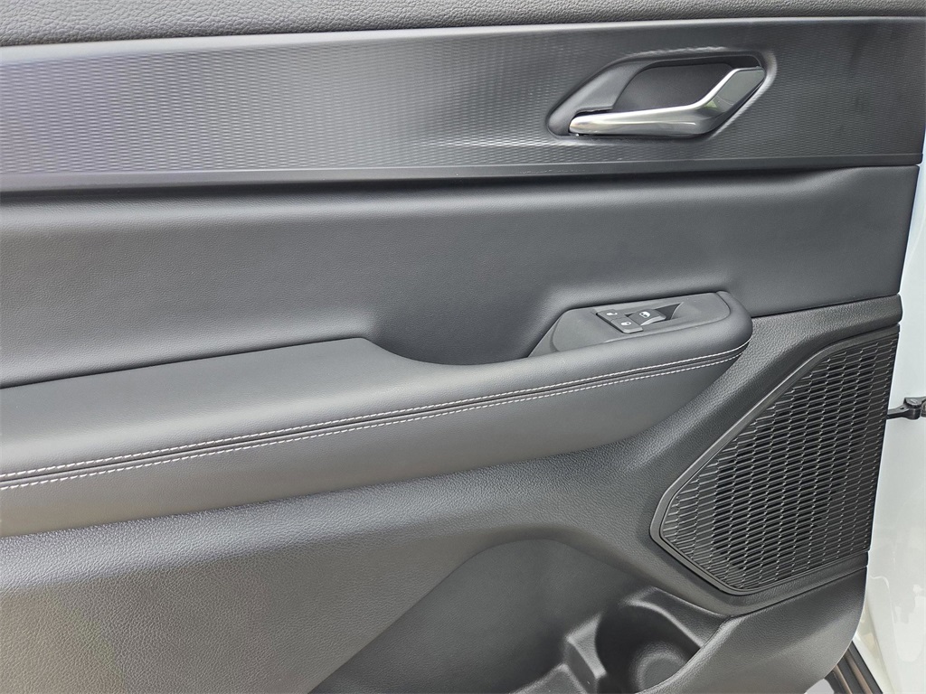 2025 Jeep Grand Cherokee Laredo photo 31