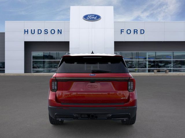 2025 Ford Explorer ST-Line photo 3