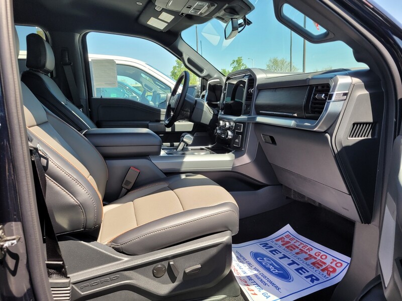 2025 Ford F-150 Lariat photo 13