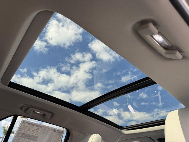 2026 Honda Prologue Elite photo 3