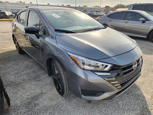 2025 Nissan Versa Sedan SR