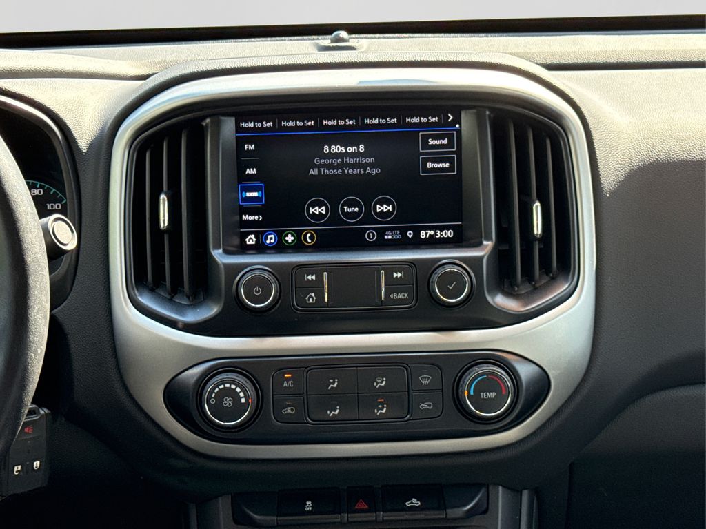 2022 Chevrolet Colorado LT photo 13