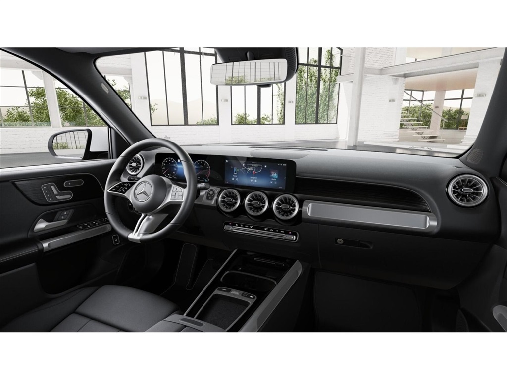 2026 Mercedes Benz GLB 250 4MATIC photo 6
