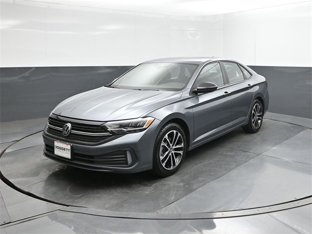 2022 Volkswagen Jetta Sport's photo