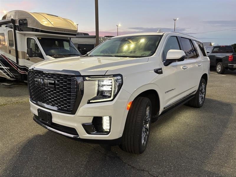 2024 GMC Yukon Denali Ultimate's photo