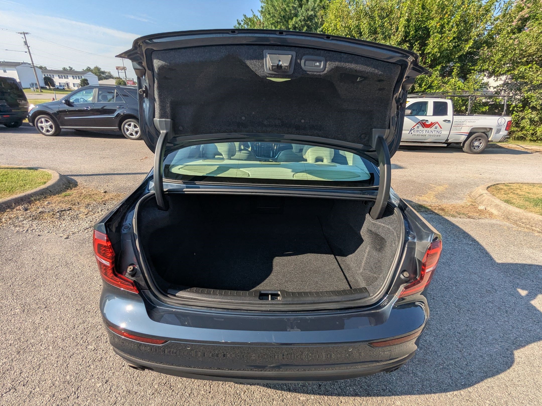 2021 Volvo S60 Momentum photo 28