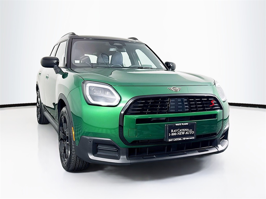 2025 MINI Countryman S's photo