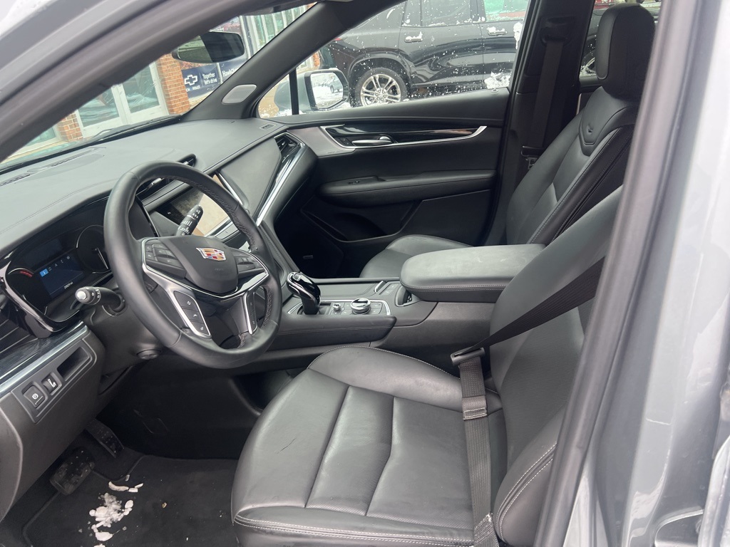 2025 CADILLAC XT5 - Image 5
